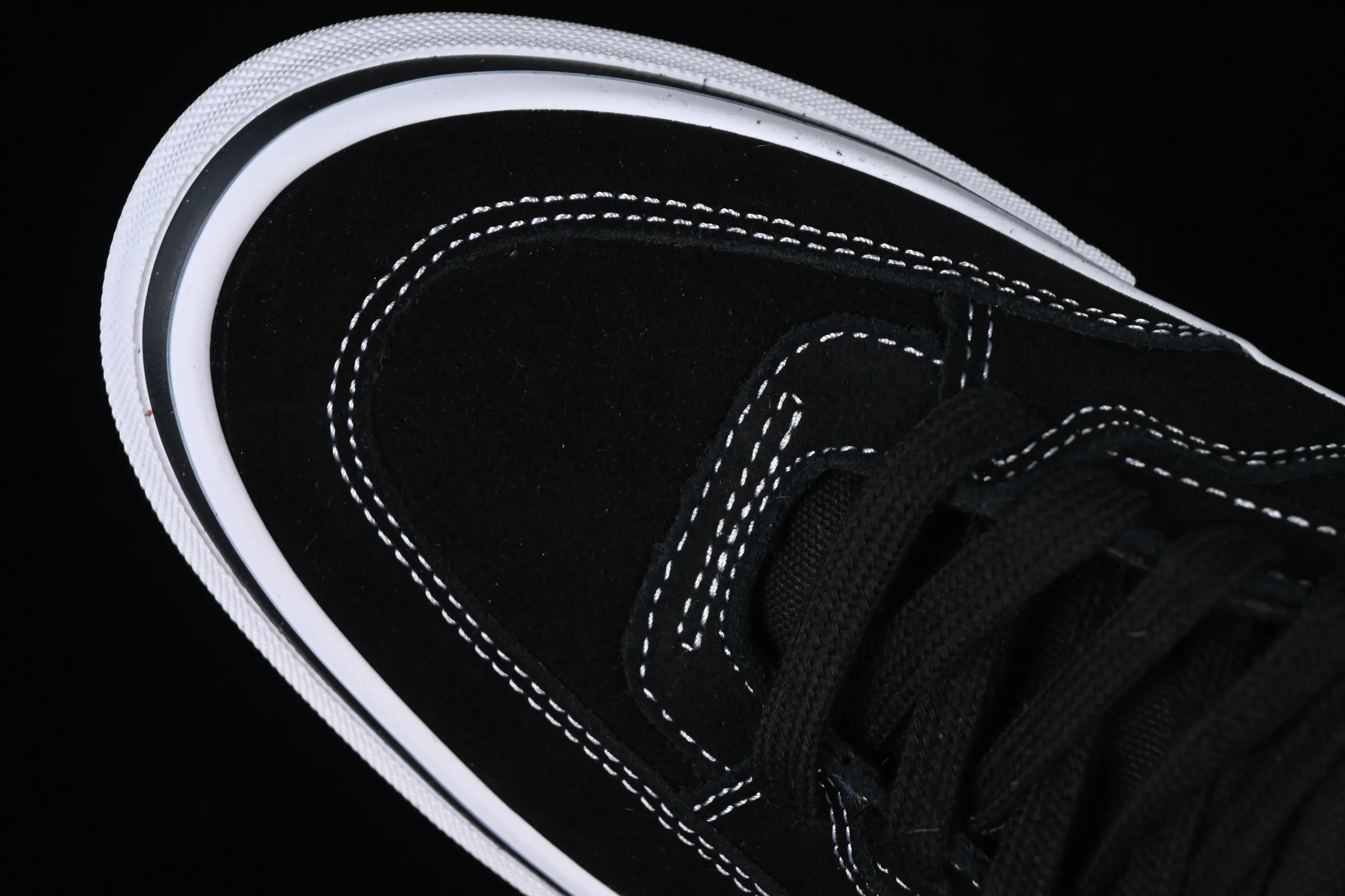 All categories Vans Vans series Vans Mid Vans Zhongbang Vans Half Cab Pro legendary skater signature Zhongbang skateboard shoes VN0A38CPB8C